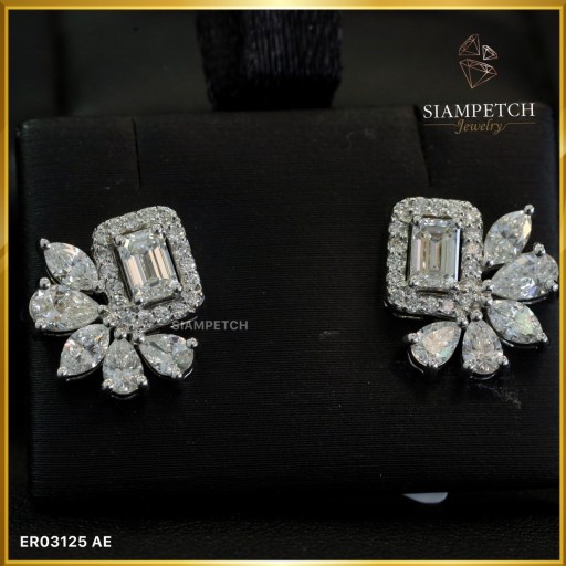 ต่างหูเพชรเอมเมอรัล ล้อมเพชร สี100 ER03125