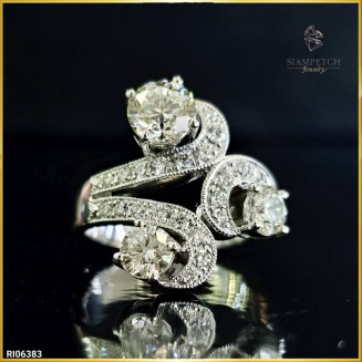 แหวนเพชรแท้ เพชร 3 เม็ด ดีไซส์ไขว้สุดเก๋ RI06383 แหวนเพชรแท้ เพชร 3 เม็ด ดีไซส์ไขว้สุดเก๋ RI06383