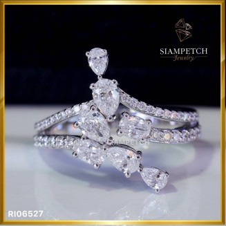 แหวนเพชรไข้ว mix shape สี 100  ตัวเรือน white gold 18k ฝังเพชรสี 100 RI06527