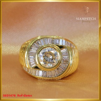 แหวนเพชรชาย 2.00 กะรัต ตัวเรือนทอง 18K ฝังเพชรบาเก็ตสี 98 SE01476