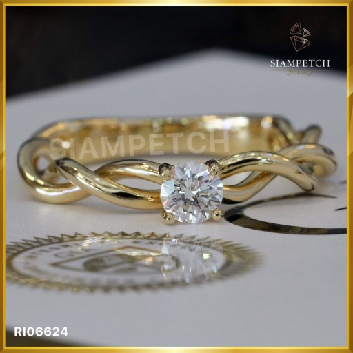 แหวนหมั้นเพชรแท้ 0.30 กะรัต สี 100 VVS1 รับรองสถาบัน GIA RI06624