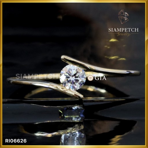 แหวนหมั้นเพชรแท้ 0.30 กะรัต สี 100 VVS1 รับรองสถาบัน GIA RI06626