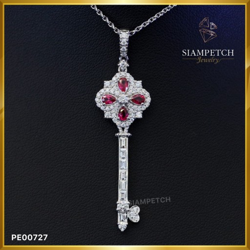 จี้เพชรแท้ดีไซน์ลูกกุญแจ Ruby & Diamond สี 100 PE00727