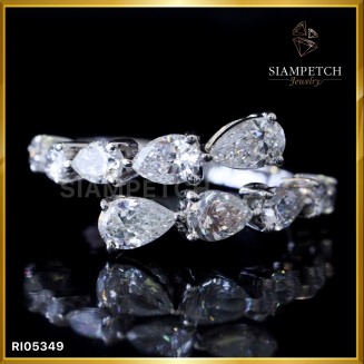 แหวนเพชรไข้ว PEAR  SHAPE สี 100 RI05349