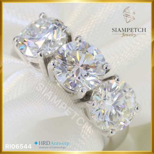 แหวนเพชรแถว 4.61 กะรัต สี 95,96  3Excellent ใบเซอร์ HRD RI06544