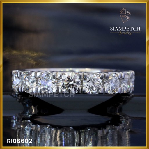 แหวนเพชรแถว 1.60 กะรัต สี 99 RI06602