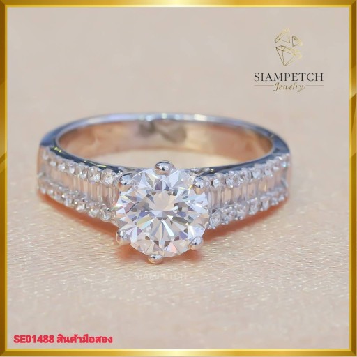 แหวนเพชรแท้ สี100 ฝังบนตัวเรือน ทองคำขาว 18K SE01488