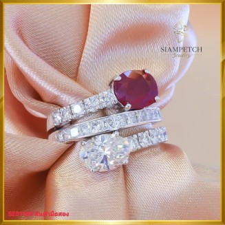 แหวนเพชร สี97 ประดับทับทิม ฝังบนตัวเรือน ทองคำขาว18K SE01569