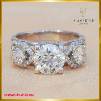 แหวนเพชรแท้ สี93 ฝังบนตัวเรือน ทองคำขาว 18K SE0545