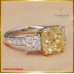 แหวนเพชร คุชชั่น Yellow Diamond  ประดับเพชรปริ้นเซสคัต สี97 ฝังบนตัวเรือน ทองคำขาว 18K SE0653