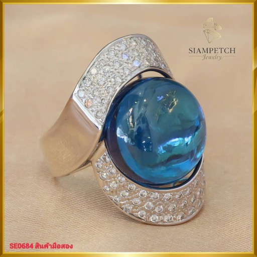 แหวนเพชร สี99 ฝังพลอยสีฟ้า บนตัวเรือน ทอง18K SE0684