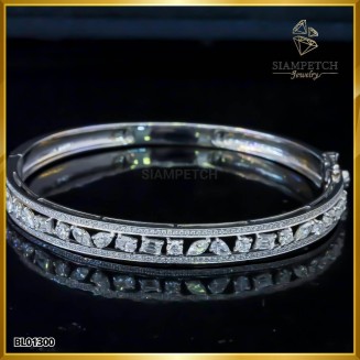 กำไลเพชรแท้ เพชรรวม 1.59 กะรัต สี99 ฝังบนตัวเรือนทองคำขาว 18K BL01300