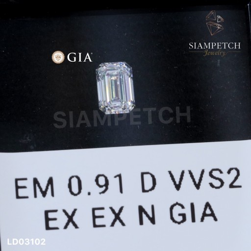 เพชรแท้ EMERALD CUT 0.91 กะรัต สี 100 ใบเซอร์ GIA LD03102 เพชรแท้ EMERALD CUT 0.91 กะรัต สี 100 ใบเซอร์ GIA LD03102