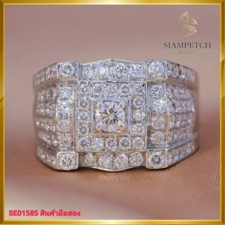 แหวนเพชร สี99 ทรงหน้ากว้าง บนตัวเรือนทองคำขาว 18K SE01585