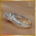 แหวนเพชรแท้ ฝังบนตัวเรือนทองคำขาว 18K SE01702
