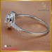 แหวนเพชรแท้ ดีไซน์สุดเรียบ ฝังบนตัวเรือนทองคำขาว 18K SE01705