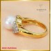 แหวนเพชรแท้ สี97 ฝังมุกสีขาว ที่ฝังตัวเรือนทอง18K SE0321