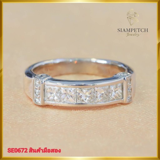 แหวนเพชรแท้ เม็ดยอด 0.23 กะรัต สี98 ประดับเพชรบ่าข้าง ฝังตัวเรือนทอง14K SE01742 แหวนเพชรแท้ เม็ดยอด 0.23 กะรัต สี98 ประดับเพชรบ่าข้าง ฝังตัวเรือนทอง14K SE01742