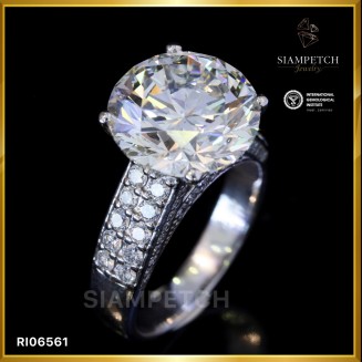 แหวนหมั้นเพชรเม็ดโต 8.16 กะรัต สี 94 สะอาดมาก VVS2 3Excellent ใบเซอร์สถาบัน IGI RI06561